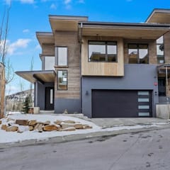 Ski In* Modern & New Park City Townhome