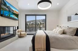 Ski In* Modern & New Park City Townhome